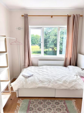 Private Quite Room Near to Airport and City Centre